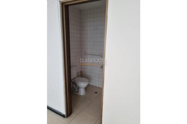 Oficinas y Consultorios, Venta en Centro Ccial Ciudad de Cali