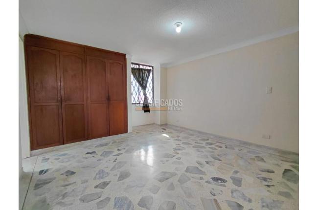 Apartamentos, Alquiler, La Flora - $2.500.000
