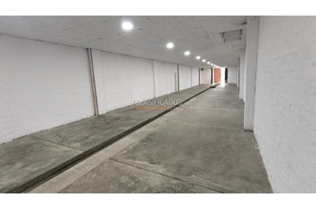 Locales y Bodegas, Venta, Cristóbal Colón - $1.300.000.000