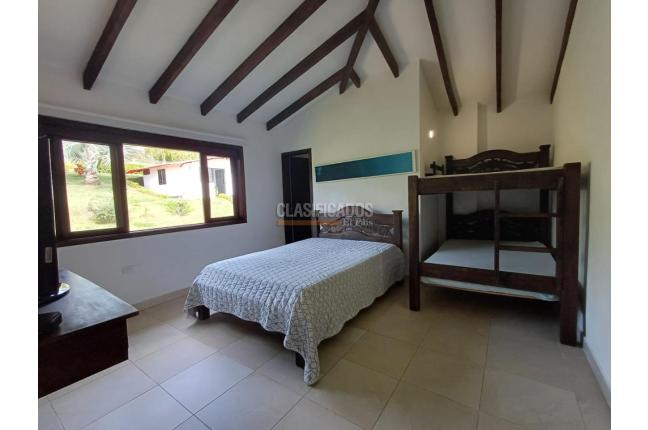 Fincas y Casas Campestres, Venta en La Elvira