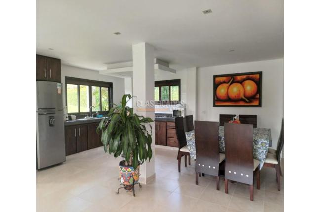Fincas y Casas Campestres, Venta en La Elvira