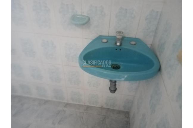 Locales y Bodegas, Alquiler, El Cedro - $1.400.000