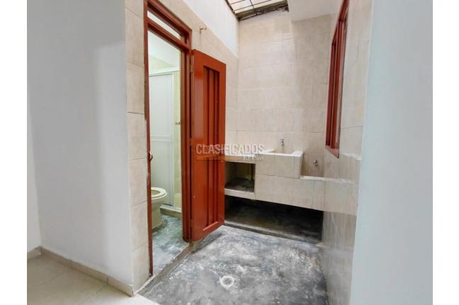 Apartamentos, Alquiler, El Vallado - $700.000