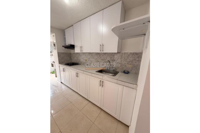 Apartamentos, Alquiler en Alférez Real