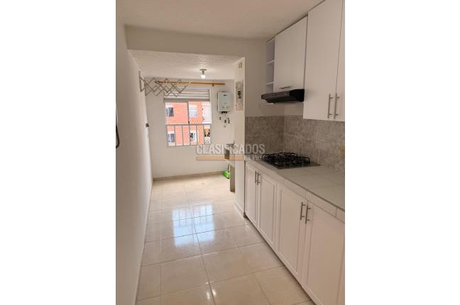 Apartamentos, Alquiler en Alférez Real