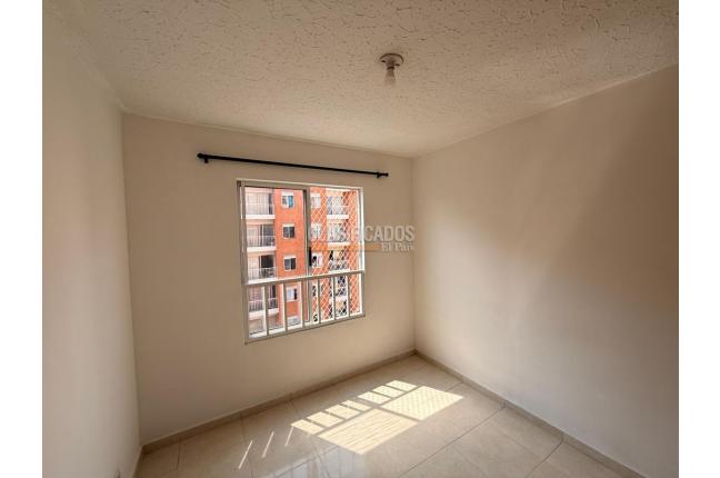 Apartamentos, Alquiler, Alférez Real - $1.500.000