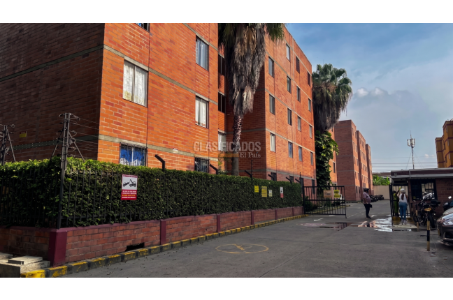 Apartamentos, Venta en Santa Mónica Popular