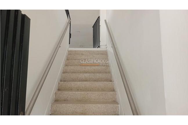Locales y Bodegas, Alquiler, Alfonso López - $1.400.000