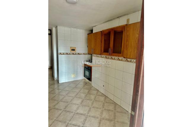 Apartamentos, Venta, Versalles - $450.000.000
