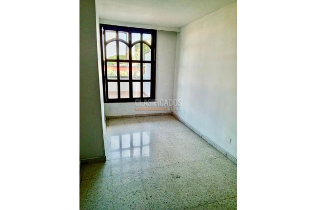 Apartamentos, Venta, Versalles - $450.000.000