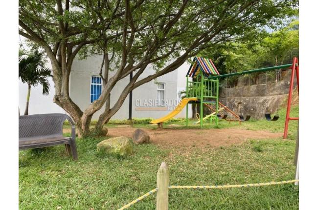 Apartamentos, Alquiler, Ciudad Melendez - $1.100.000