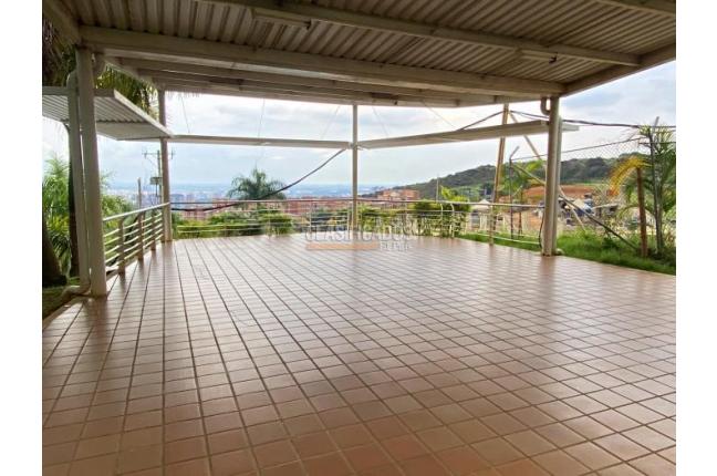 Apartamentos, Alquiler, Ciudad Melendez - $1.100.000
