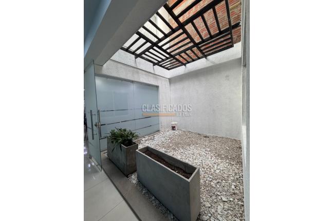 Oficinas y Consultorios, Alquiler, Gran Limonar - $4.500.000