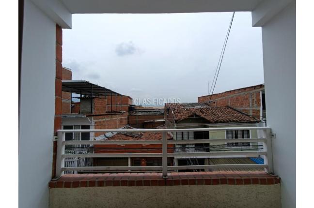 Apartamentos, Alquiler, Salomia - $950.000