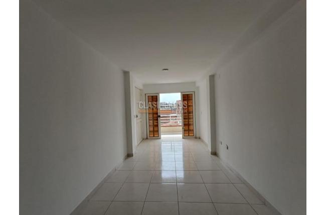 Apartamentos, Alquiler, Salomia - $950.000