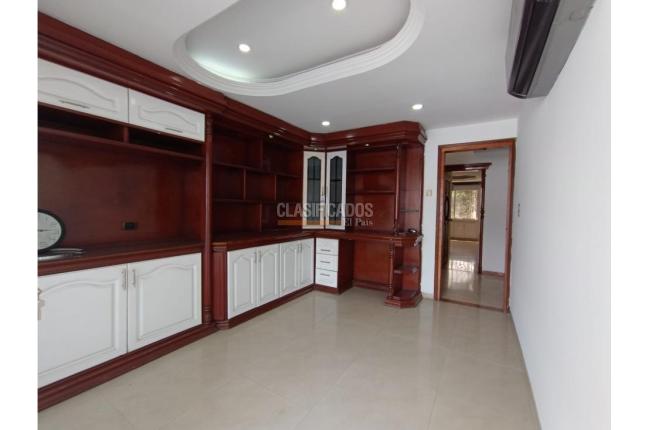 Casas, Alquiler, La Hacienda - $5.000.000