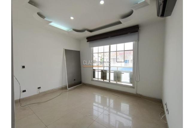 Casas, Alquiler, La Hacienda - $5.000.000