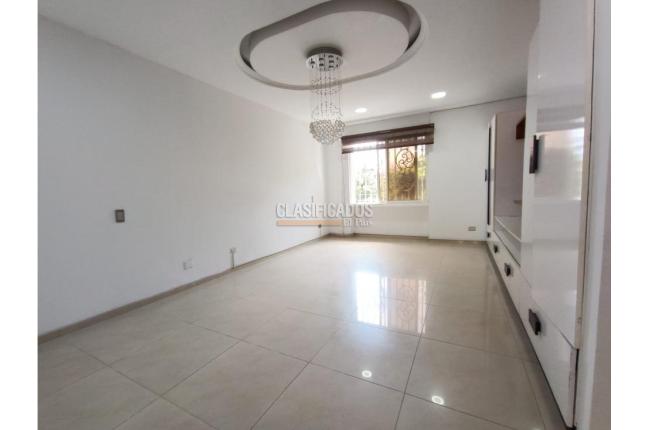 Casas, Alquiler, La Hacienda - $5.000.000