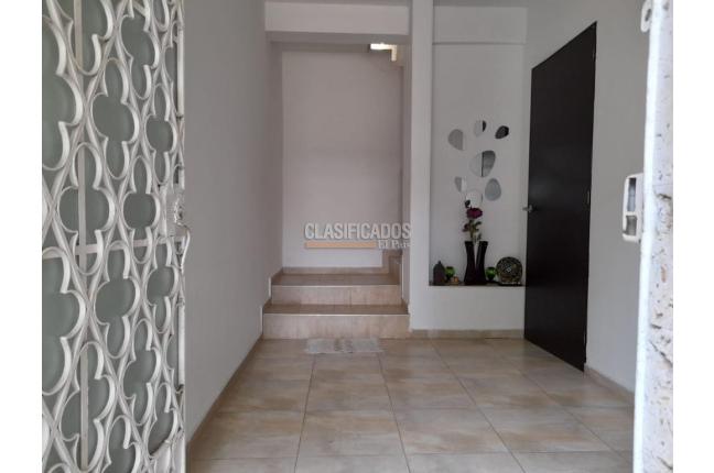 Casas, Alquiler en Prados del Norte