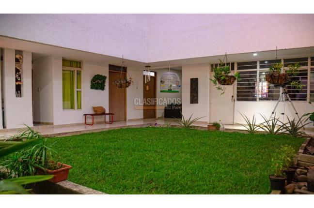 Casas, Alquiler, Prados del Norte - $13.000.000