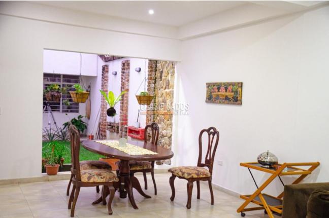 Casas, Alquiler, Prados del Norte - $13.000.000
