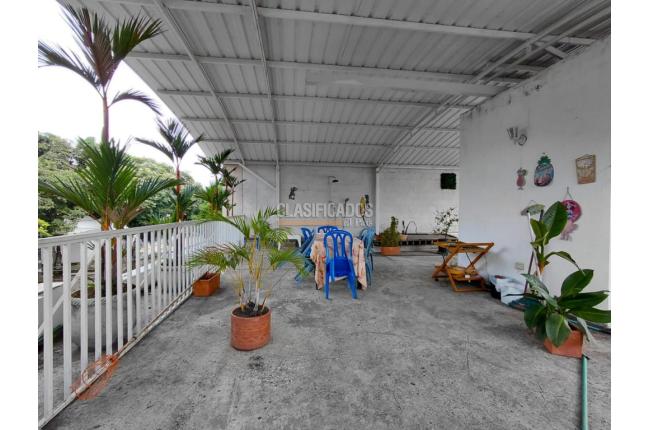 Casas, Alquiler, Prados del Norte - $13.000.000