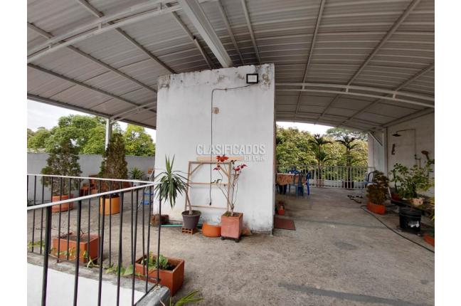 Casas, Alquiler, Prados del Norte - $13.000.000