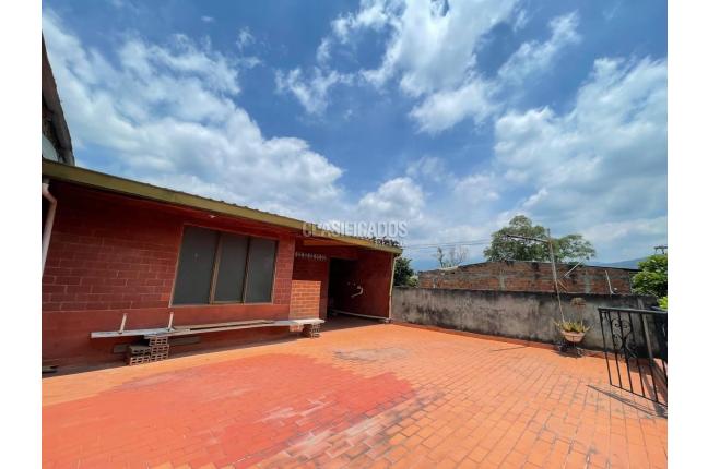 Casas, Alquiler, El Guabal - $1.100.000
