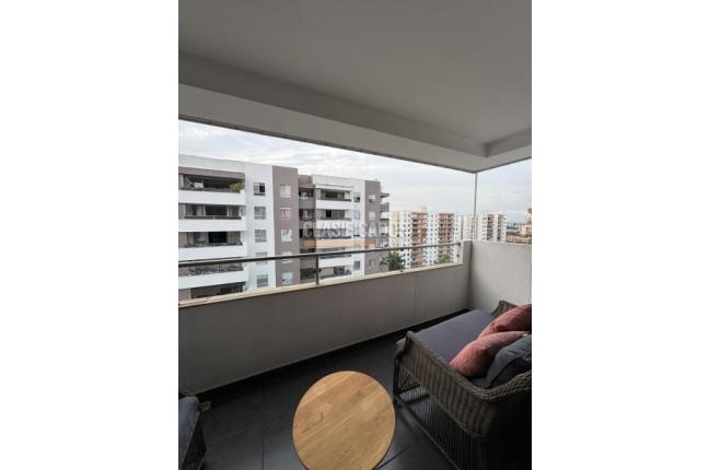 Apartamentos, Venta en La Flora