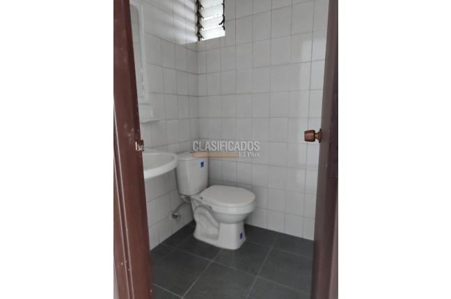 Apartamentos, Alquiler, Versalles - $2.000.000