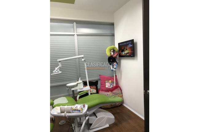 Oficinas y Consultorios, Alquiler en Centro Ccial. Unicentro