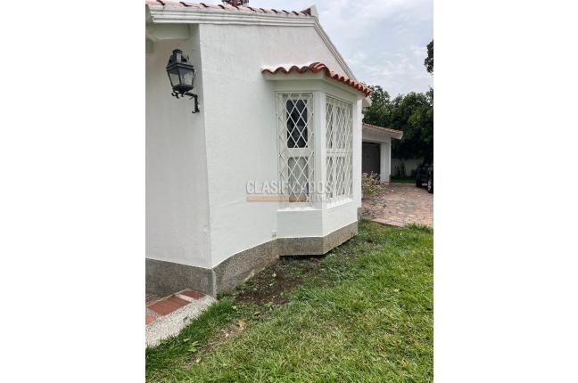 Casas, Venta en Ciudad Jardín