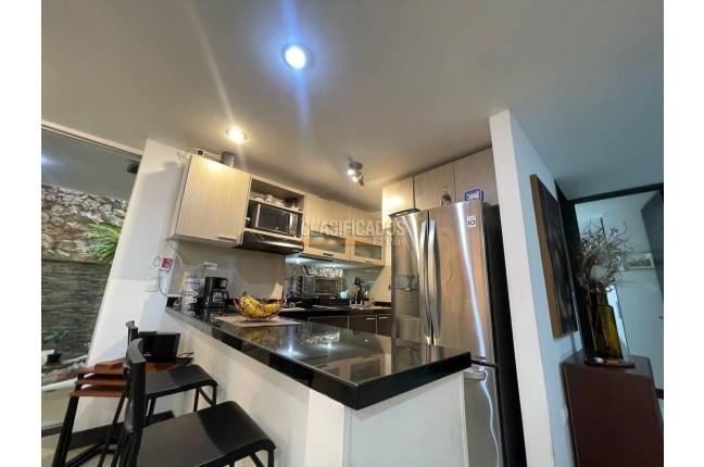 Apartamentos, Venta, Cerro Cristales - $570.000.000
