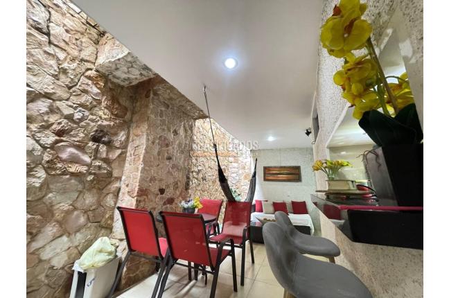 Apartamentos, Venta, Cerro Cristales - $570.000.000