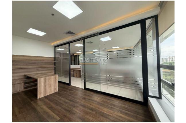 Oficinas y Consultorios, Alquiler, Centro Ccial. Jardín Plaza - $10.100.000