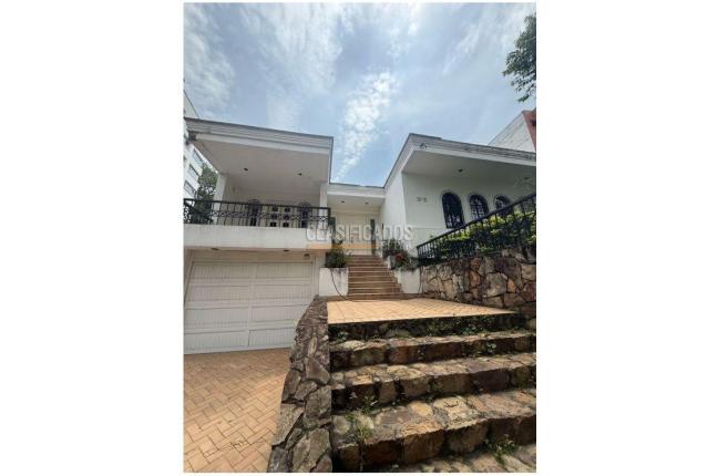 Casas, Venta, Santa Mónica Alta - $1.500.000.000