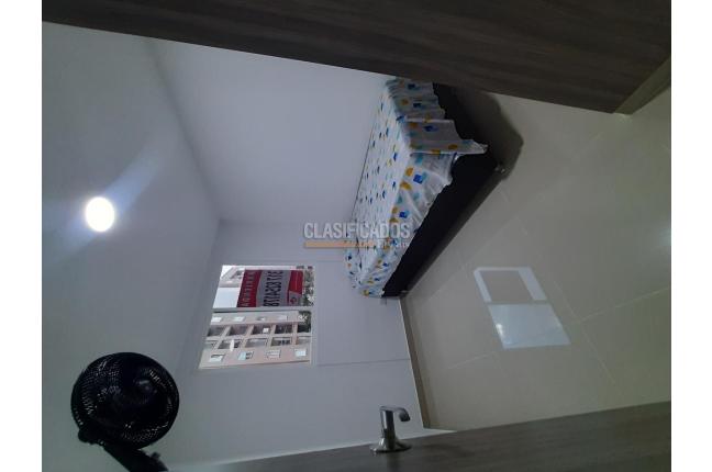 Apartamentos, Alquiler, Ciudad Pacifica - $2.200.000