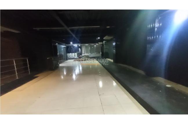 Locales y Bodegas, Alquiler, El Templete - $8.000.000
