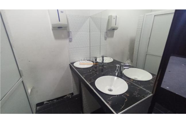 Locales y Bodegas, Alquiler, El Templete - $8.000.000
