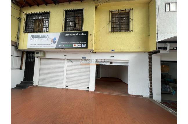 Locales y Bodegas, Alquiler, Champagñat - $800.000