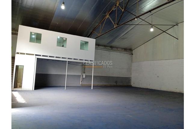 Locales y Bodegas, Alquiler, Benjamín Herrera - $8.170.000