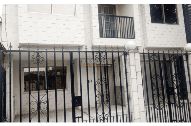 Casas, Alquiler, Prados del Norte - $3.900.000