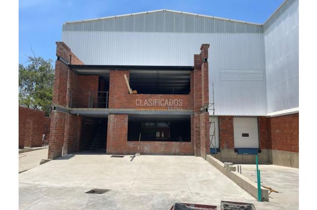 Locales y Bodegas, Alquiler, Paso del Comercio - $12.000.000