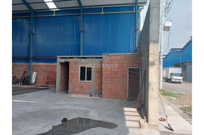 Locales y Bodegas, Alquiler, Paso del Comercio - $12.000.000