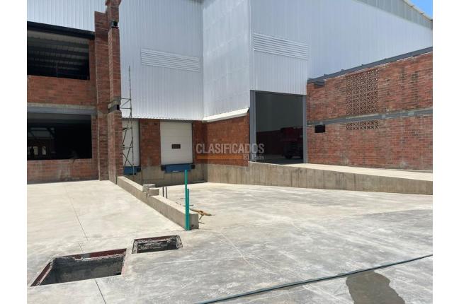 Locales y Bodegas, Alquiler, Paso del Comercio - $12.000.000