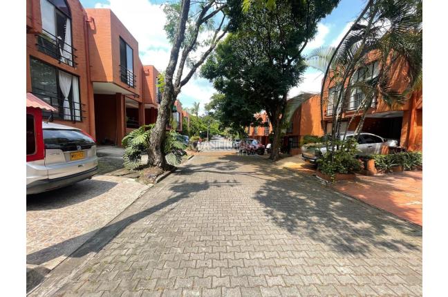 Apartamentos, Alquiler, Guadalupe - $3.800.000