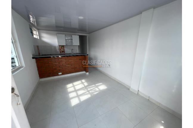Apartaestudios, Alquiler, Brisas de los Álamos - $850.000