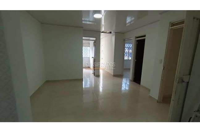 Apartamentos, Alquiler, Colseguros - $1.100.000