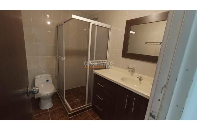 Apartamentos, Alquiler, Colseguros - $1.100.000