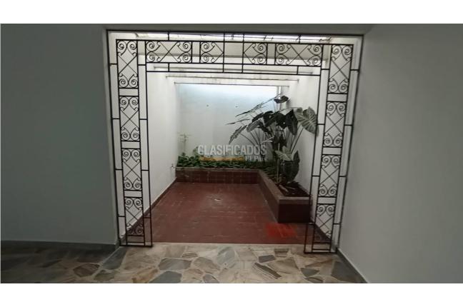 Casas, Alquiler, La Flora - $5.000.000